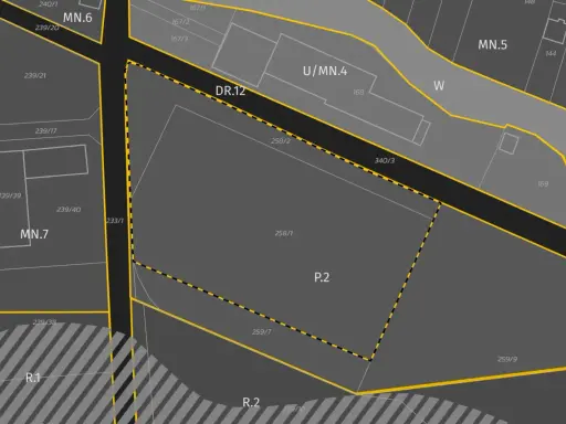 Fragment mapy z oznaczeniami działek i ulic. Dowiedz się, jak sprawdzić plan zagospodarowania przestrzennego działki, analizując takie dokumenty.