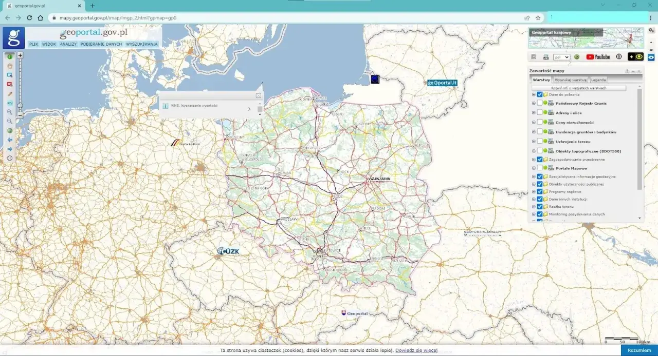 Mapa Polski z zaznaczonymi miastami i drogami. Po prawej panel 